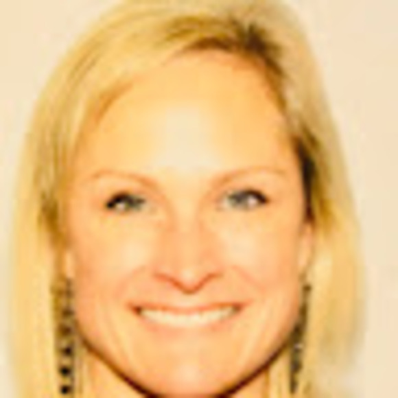 Meet your Posher, Stacy - Picture 1 of 1